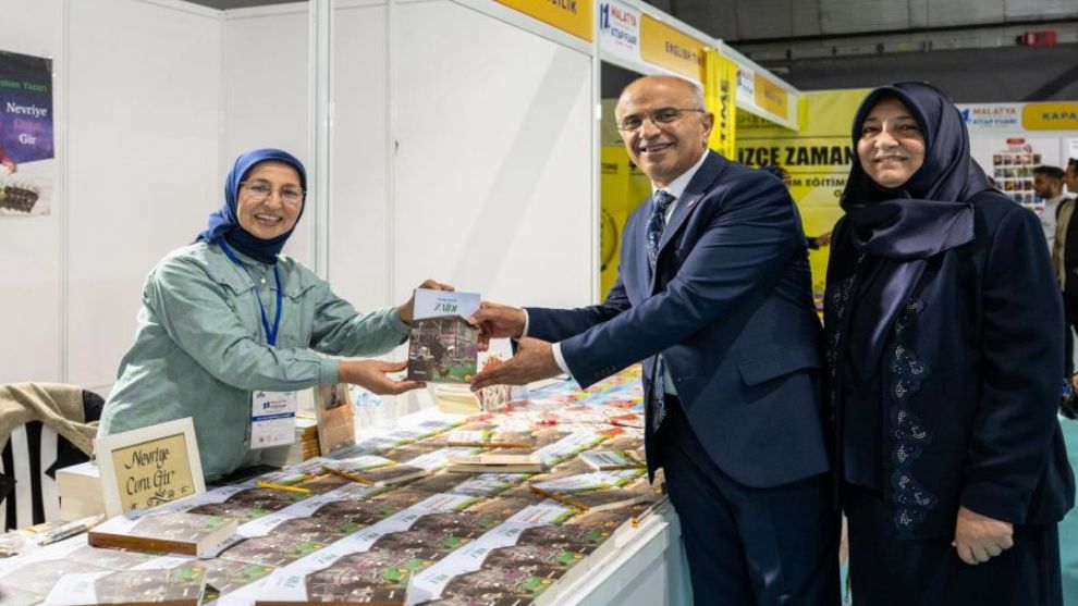 Kitap Fuarında Çocuklara Sürpriz