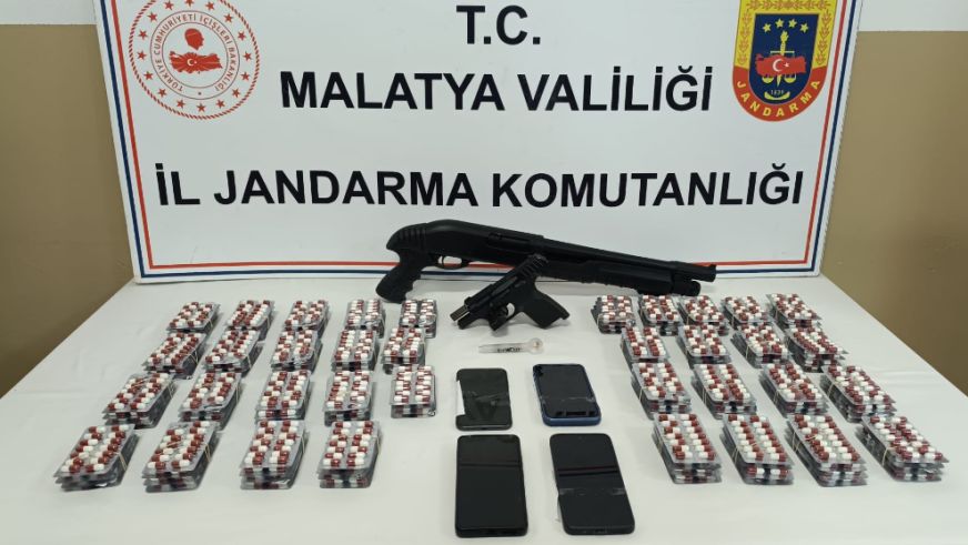Malatya'da Jandarmadan Uyuşturucu Baskını: 4 Gözaltı