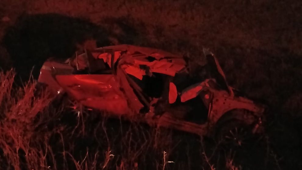 Arapgir Yolunda Korkunç Kaza: Otomobil Traktör Römorkuna Çarptı