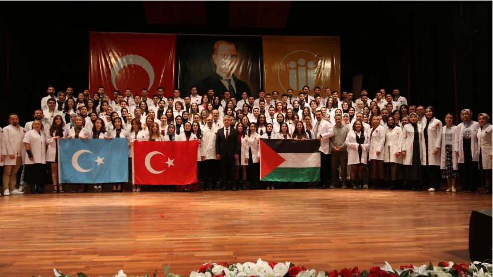 “Beyaz önlük sorumluluktur”: İnönü'de Tören Düzenlendi