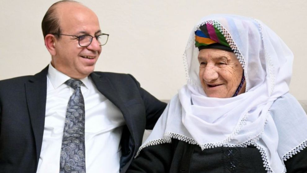 Dört Kuşak Bir Arada Yaşıyor: Belediyeden Örnek Proje