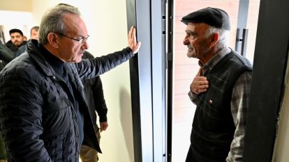 Kapı Çaldı, Vali Çıktı