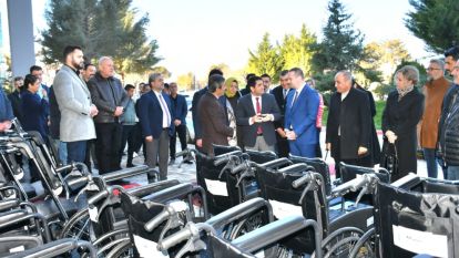 MAGİNDER'den Eğitim ve Araştırma Hastanesine 50 Sandalye