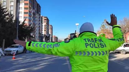 Malatya Polisi Hem Denetliyor Hem Eğitiyor!..