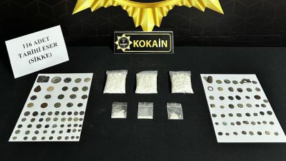 Torbacıdan Kokain Çıktı, Bonus Olarak Sikke Geldi