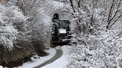 Yeşilyurt Belediyesi Kar Yağışına Karşı 7/24 Mesai Başlattı