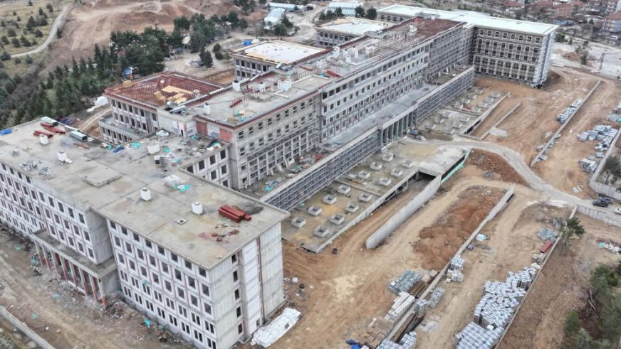 Malatya'nın Yeni Adalet Binası Yükseldi, İçi Tamamlanıyor