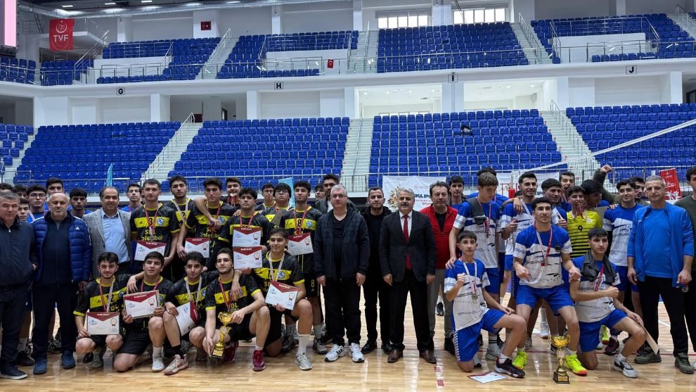 Genç Erkekler Voleybol İl Birinciliği Tamamlandı