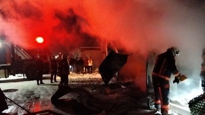 Depremzedenin Konteyneri Yandı 