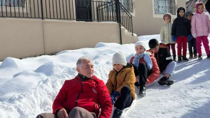 Gençlik Merkezi kar eğlencesi düzenledi