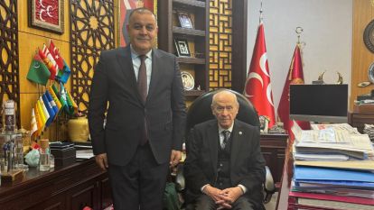 Gökhan Gök Malatya Teşkilat Raporunu Lider Bahçeli'ye Sundu