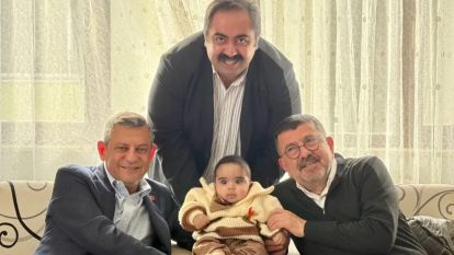 Özgür Özel ve Veli Ağbaba'dan Küçük Veli Özgür'e Sürpriz Ziyaret