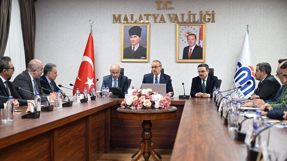 Malatya'da Verimlilik Artacak: Model Fabrika Masaya Yatırıldı