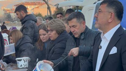 Malatya'da Veli Ağbaba'dan Mahalle İftarı