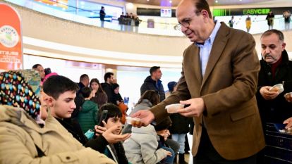 Aynı Duada Buluşan Mahzun Yürekler