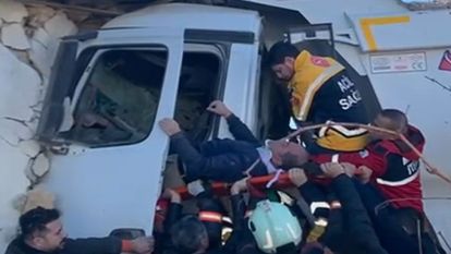 Kamyon Eve Girdi: Facianın Eşiğinden Dönüldü