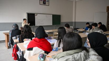 Malatya'da Gençlerin Üniversite Hayaline Belediye Eli Değdi