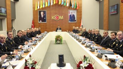 Organize İşlere Bakan Freni: KOM Başkanlığı'nda Stratejik Mesai!