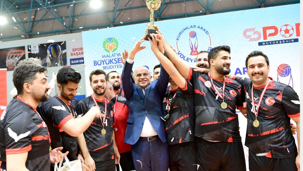 Baro'nun Savunması Milli Eğitim'in Smaçlarına Yetmedi