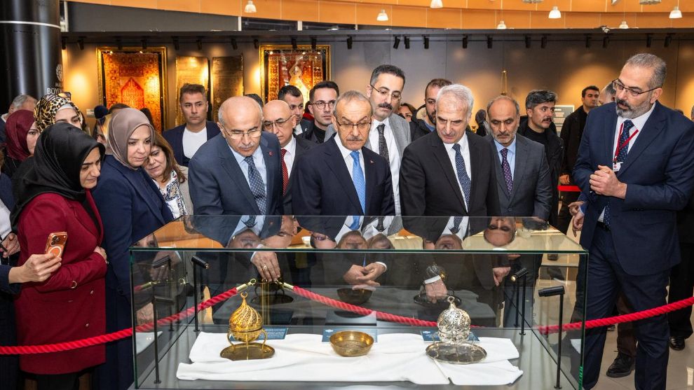 Gönüller Şad Oldu: Malatyalılar Mukaddes Emanetlerle Buluştu