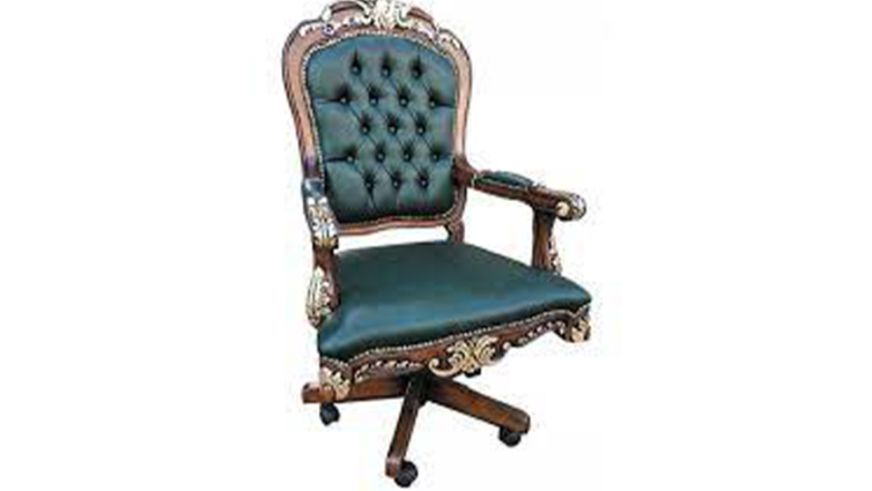 Siyasetçiye Makam Koltuğu Vermedi, Uzmanlık Koltuğuna Oturdu