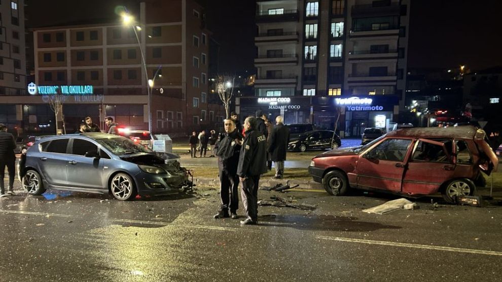 Tecde'de korkutan gece: Kazada üç kişi yaralandı