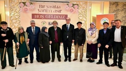 Evlilikte 50 Yılı Deviren Çiftler Onurlandırıldı