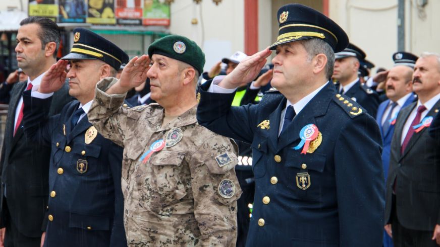 “Köklü bir geçmişe ve onurlu bir maziye sahibiz"