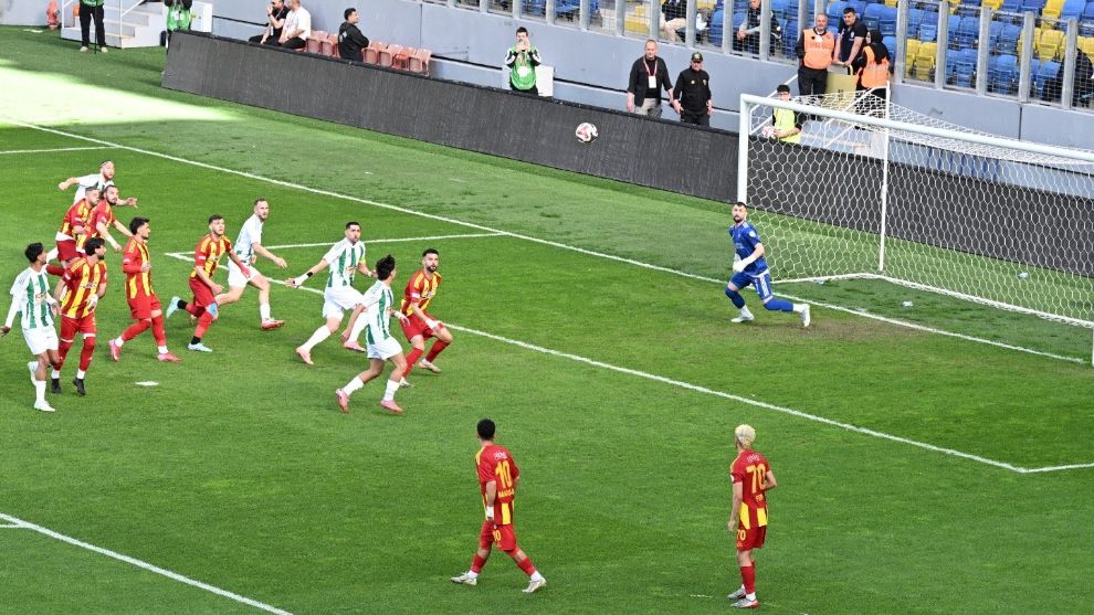 Malatya Yeşilyurtspor 2. Lig Fırsatını Kaçırdı