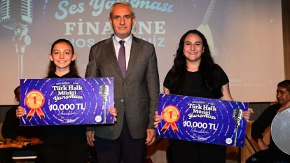 İrem Su Sevimli ve Sadiye Karakaş Battalgazi'deki Ses Yarışmasında Birinci Oldu