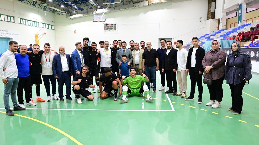 Malatya'da Futsal Bayramı: Rövanş Öncesi Takımda Moraller Zirvede!